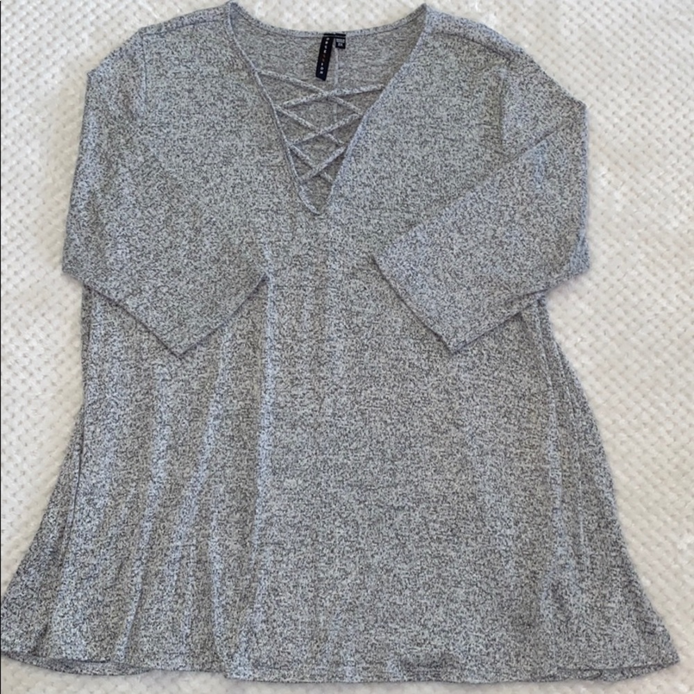 Woman’s plus size 3/4 sleeve lightweight sweater